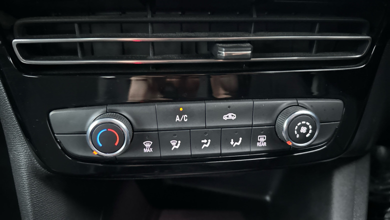 Vauxhall Mokka 1.2 Turbo 100 Design 5dr Petrol Hatchback